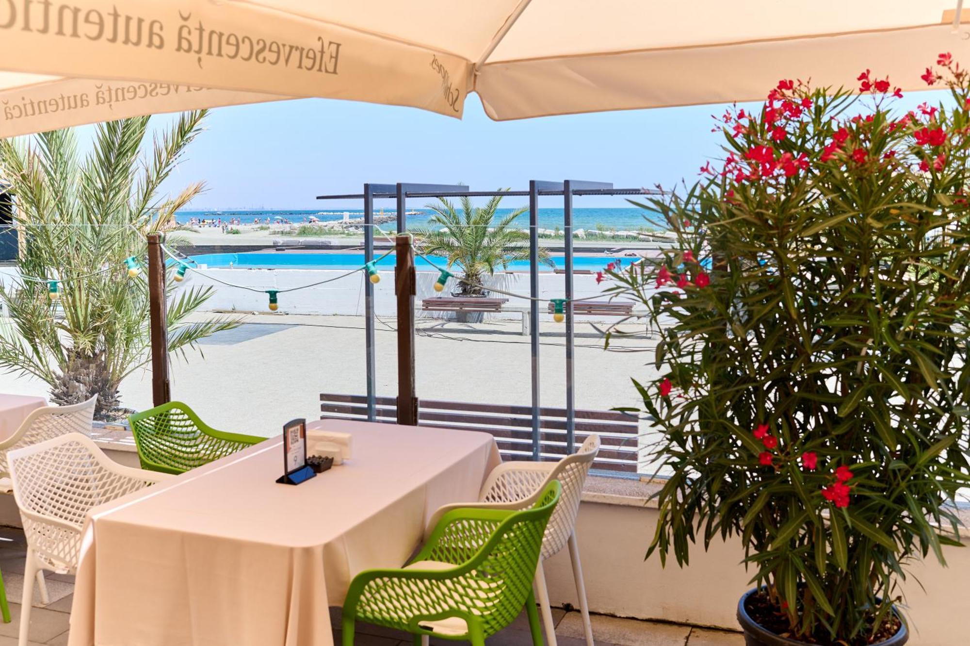 Hotel Malibu Mamaia Exterior foto